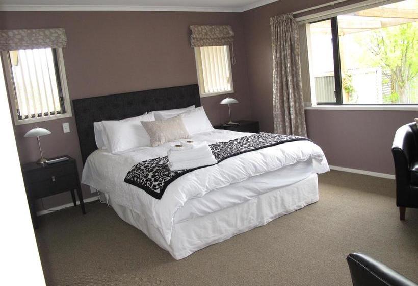 Lavender Drive Bed & Breakfast 1