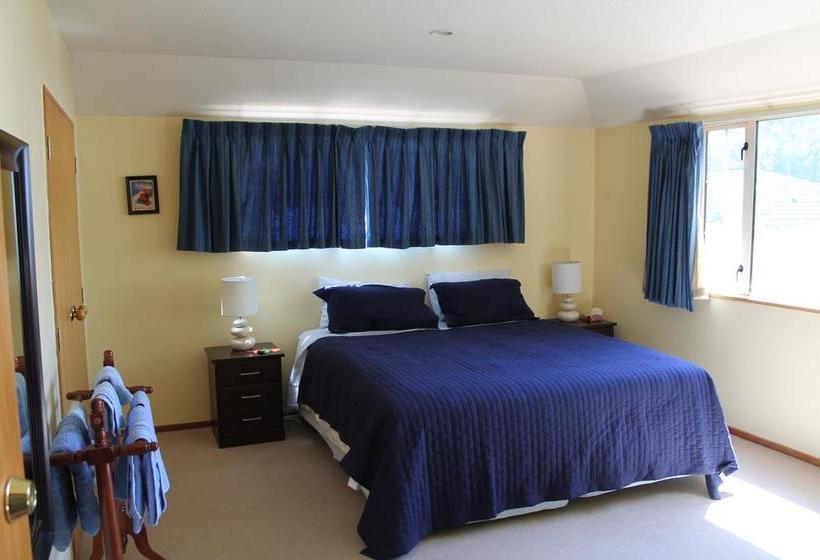 Aroha Riccarton Bed And Breakfast 5