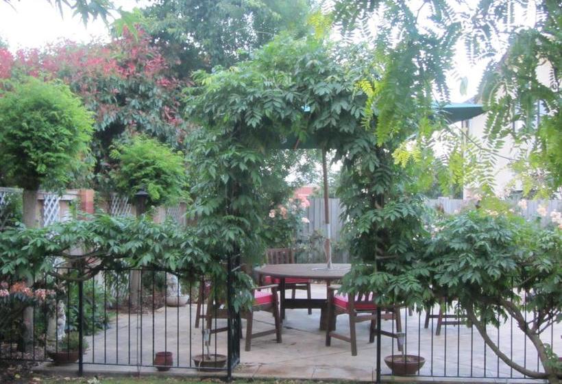 Airport Stableford B&b 1