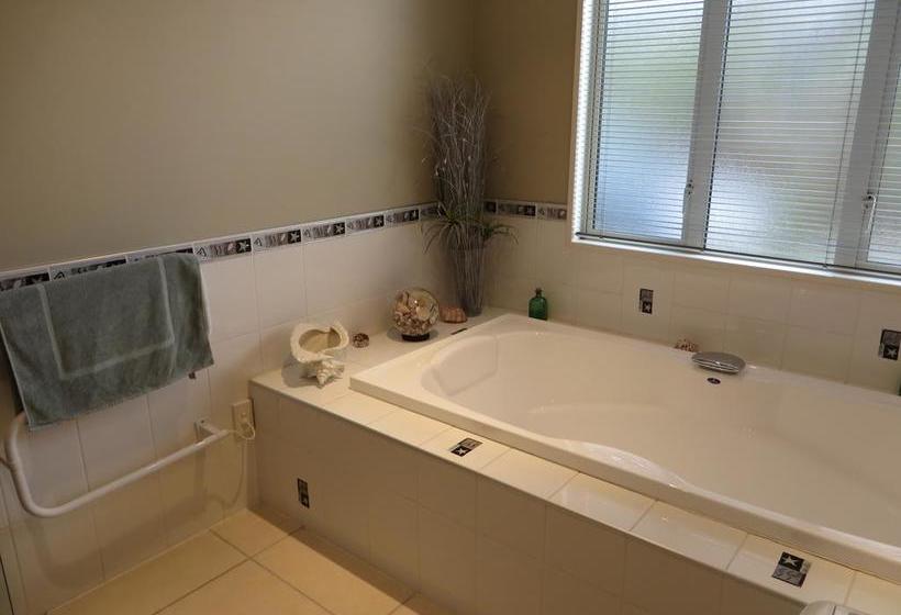 Airport Stableford B&b 10