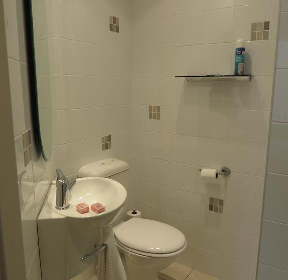 Airport Stableford B&b 20