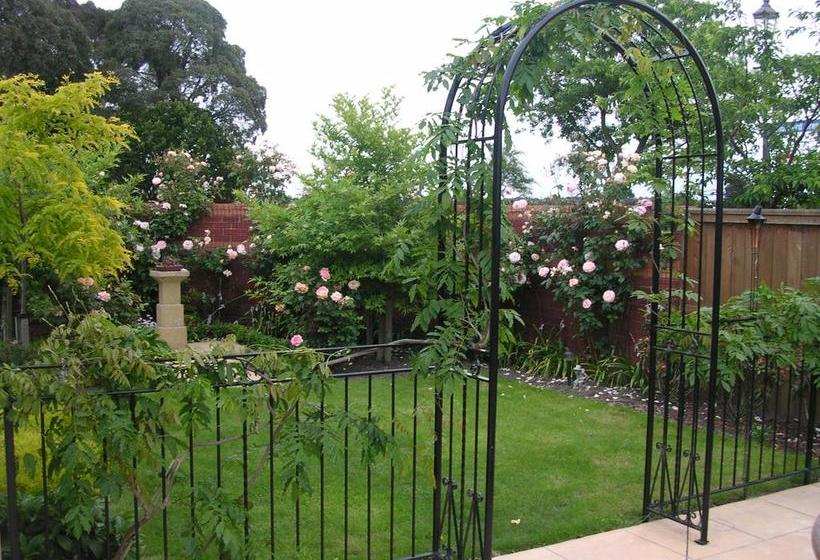 Airport Stableford B&b 5