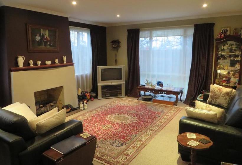 Airport Stableford B&b 8