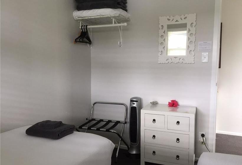 Bed and Breakfast Kiwi House Waiheke 11