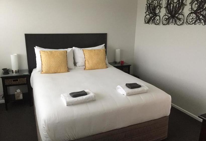 Bed and Breakfast Kiwi House Waiheke 4