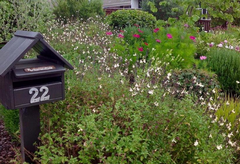 Bed and Breakfast Boutique On Briarley 7