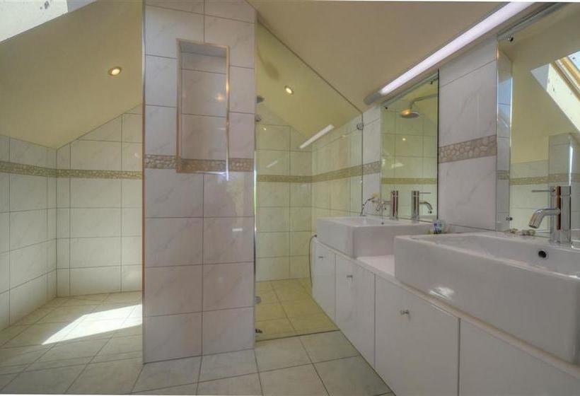 Bed and Breakfast Firewood Creek House 4