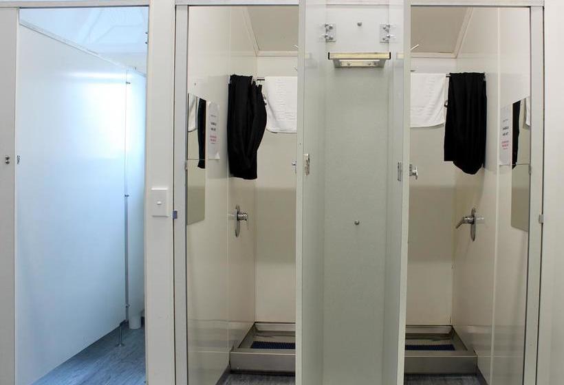 Sir Cedric S Fox Glacier Pod Hostel & Inn 20