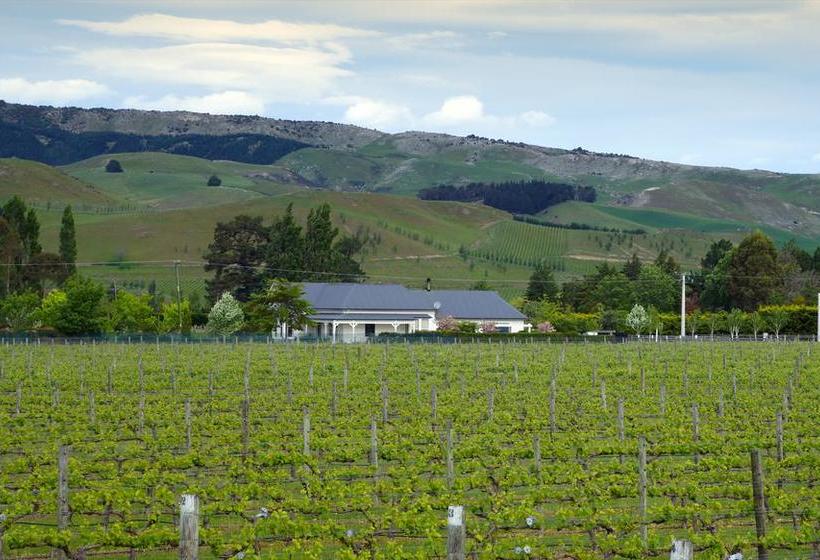 Dunnolly Vineyard Bed & Breakfast Waipara