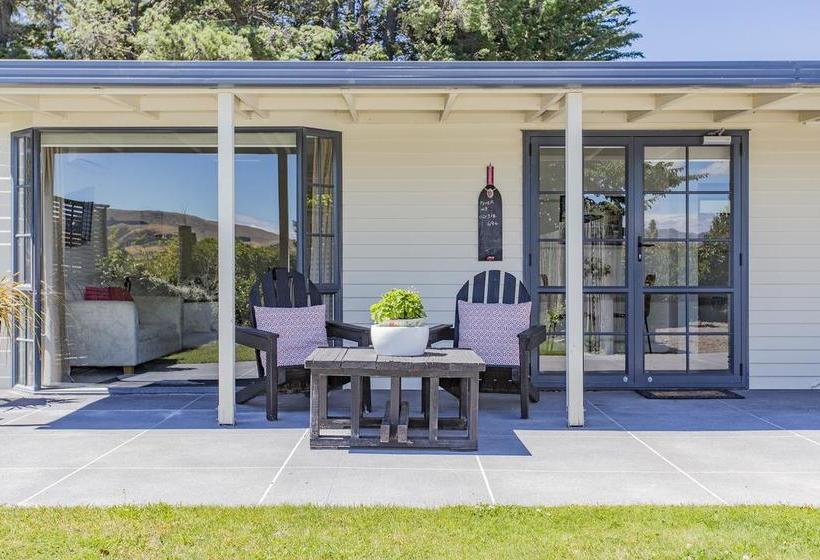 Dunnolly Vineyard Bed & Breakfast 1