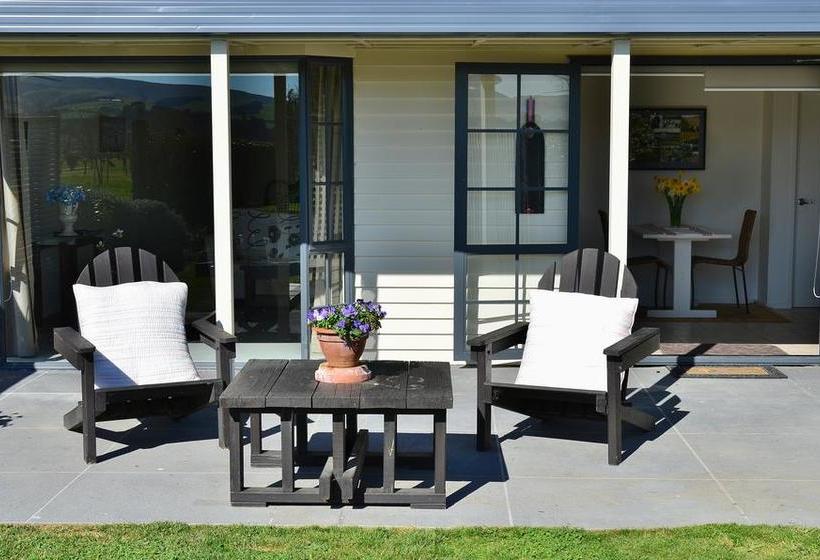 Dunnolly Vineyard Bed & Breakfast 10