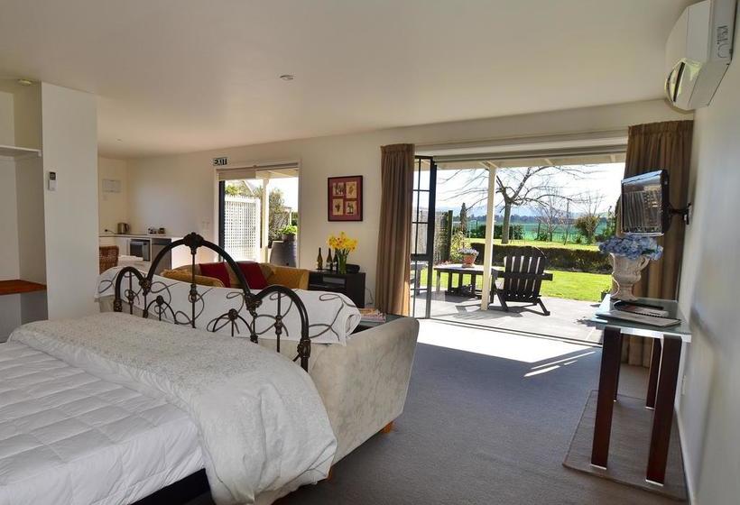 Dunnolly Vineyard Bed & Breakfast 11