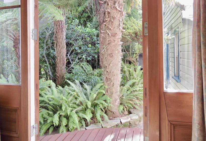 Shady Rest Bed & Breakfast 13