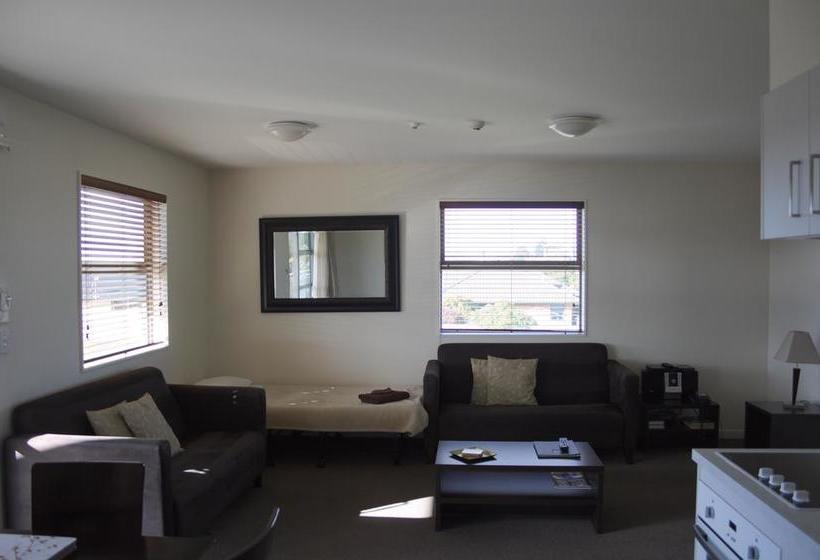 Pegasus Gateway Motels & Apartments 1