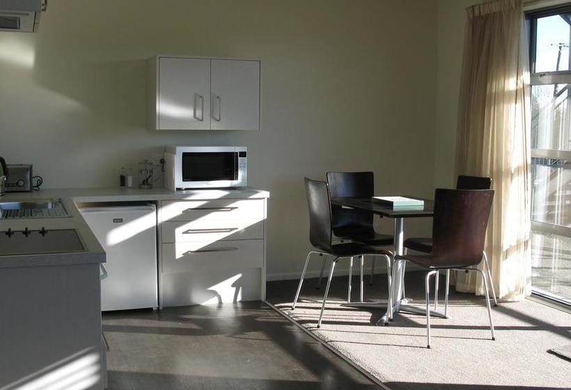 Pegasus Gateway Motels & Apartments 10