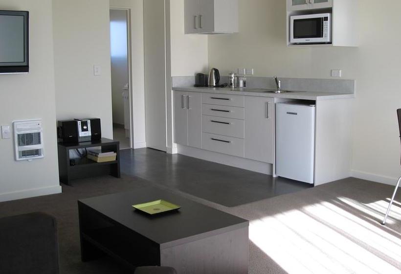 Pegasus Gateway Motels & Apartments 14