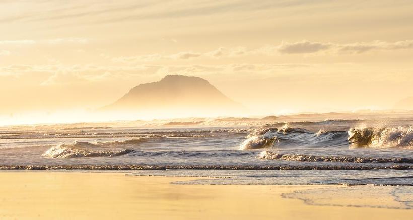 Aqua Beachfront Motel 3