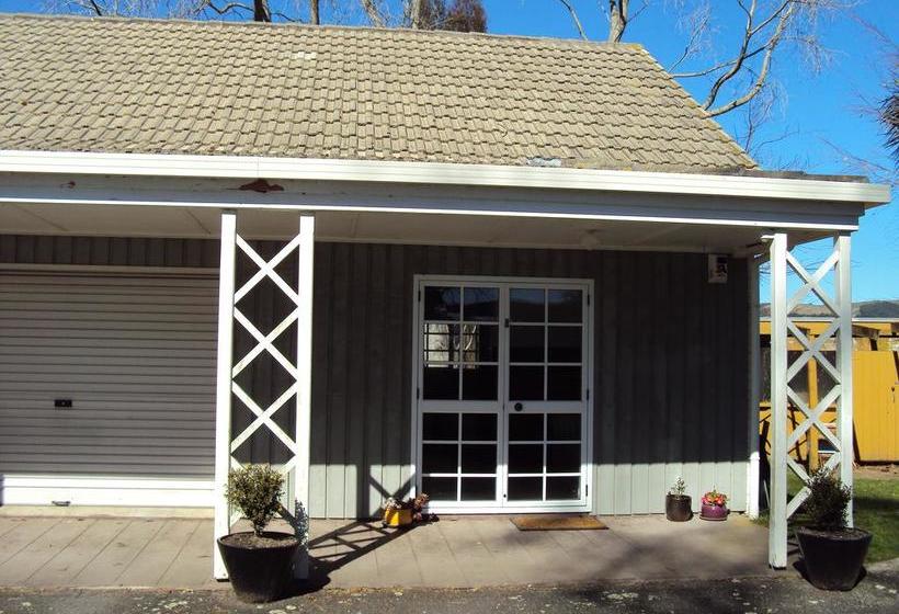 Dalbeth B & B And Farmstay 5