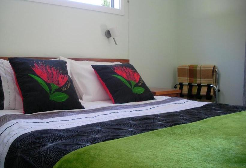 Mahinapua Retreat B&b 4