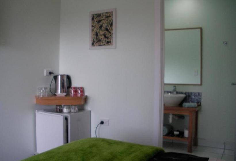 Mahinapua Retreat B&b 5