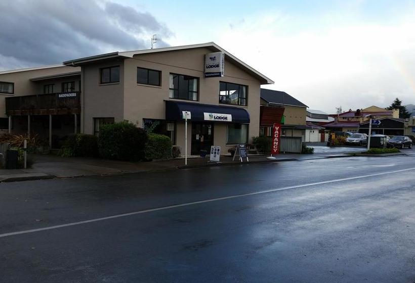 Hostel Hat Trick Lodge 1