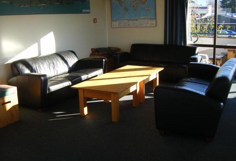 Hostel Hat Trick Lodge 8