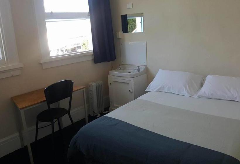 Hostel Toad Hall Backpackers 11