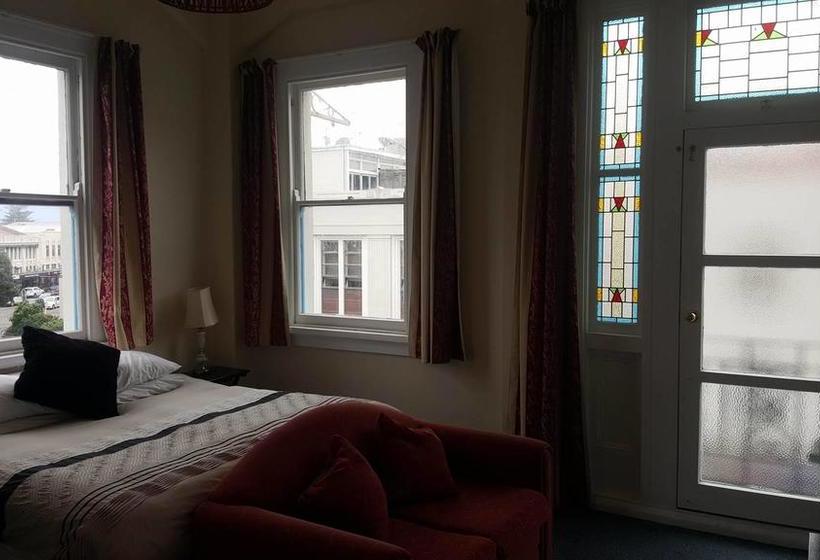 Hostel Toad Hall Backpackers 7