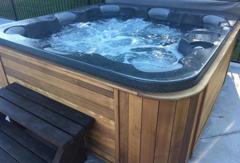 Leamington Motel Isla Norte