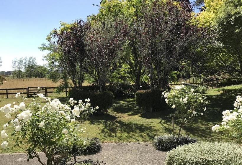 Bed and Breakfast Rosebrook Country Homestead 11