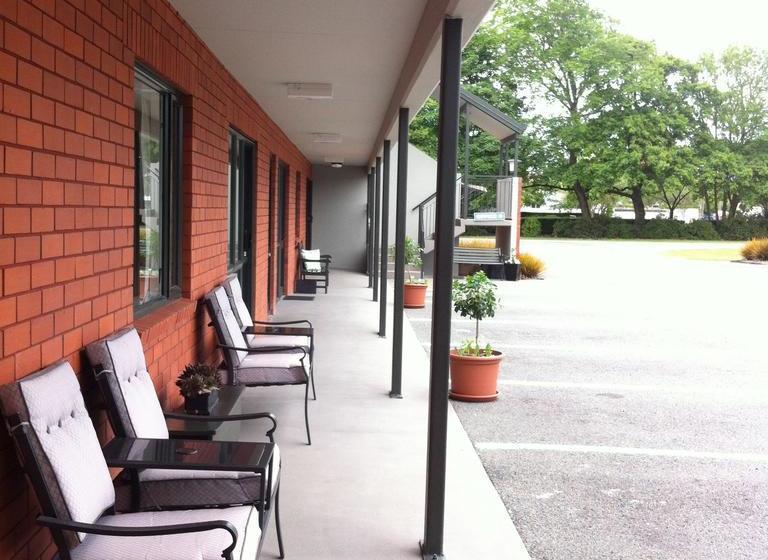 Darfield Motel 15