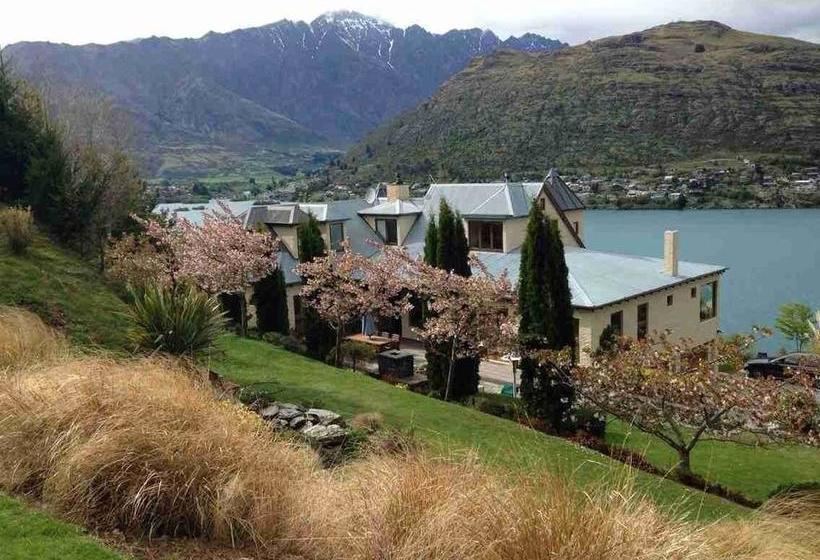 Bed and Breakfast Pencarrow