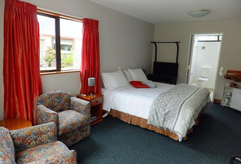 Ropatinis Homestay B&b Fox Glacier South Island