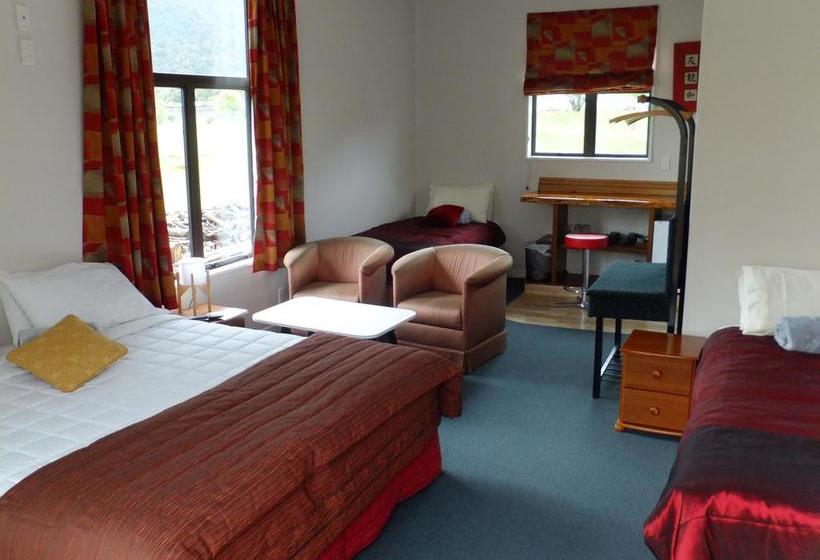 Ropatinis Homestay B&b 1