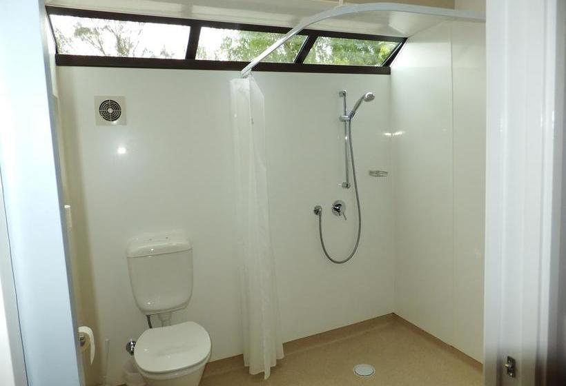 Ropatinis Homestay B&b 10