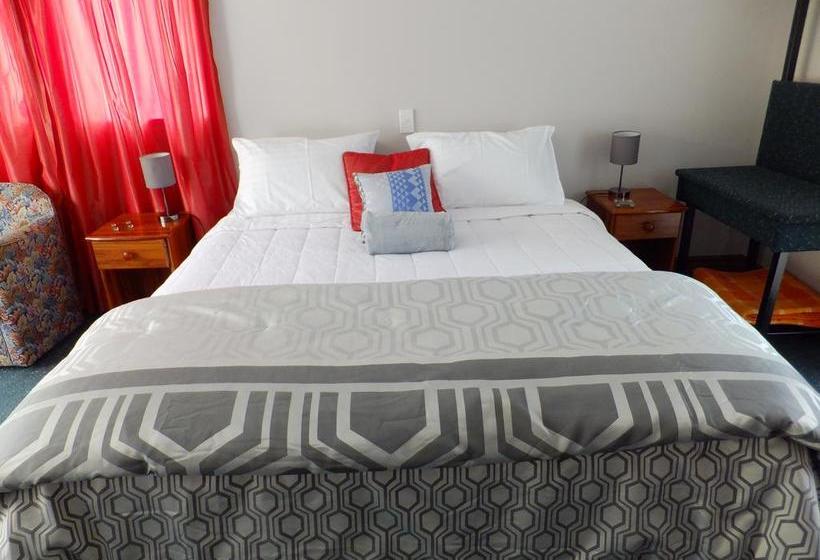 Ropatinis Homestay B&b 6