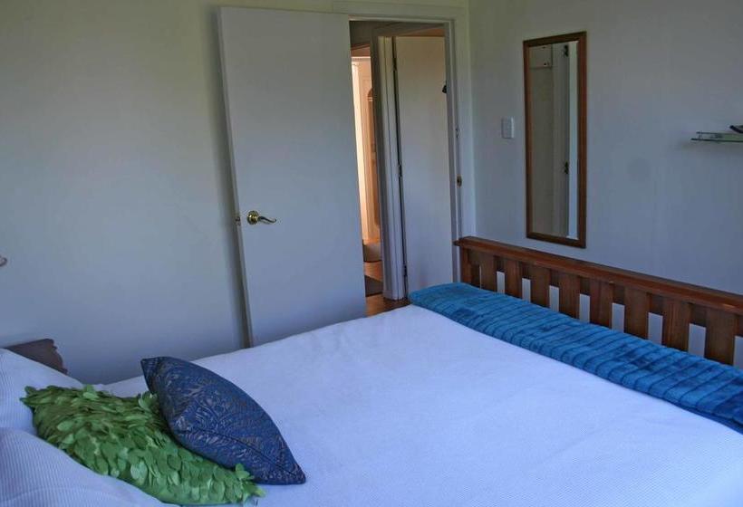 Whitianga Bed & Breakfast 4