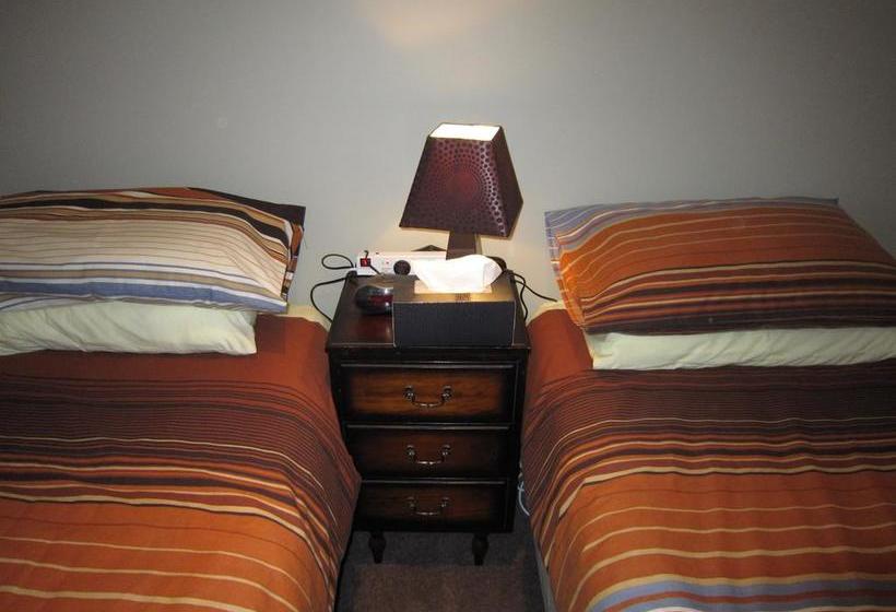 Addington Bed And Breakfast 14