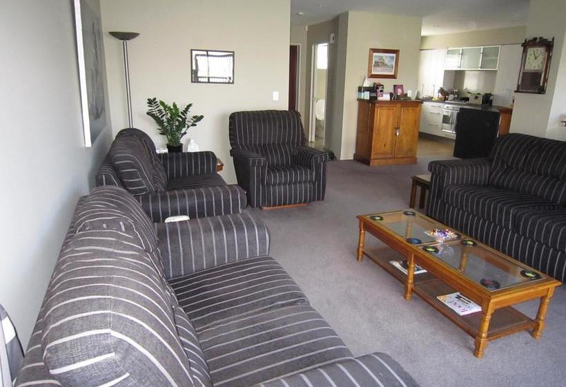 Addington Bed And Breakfast 15