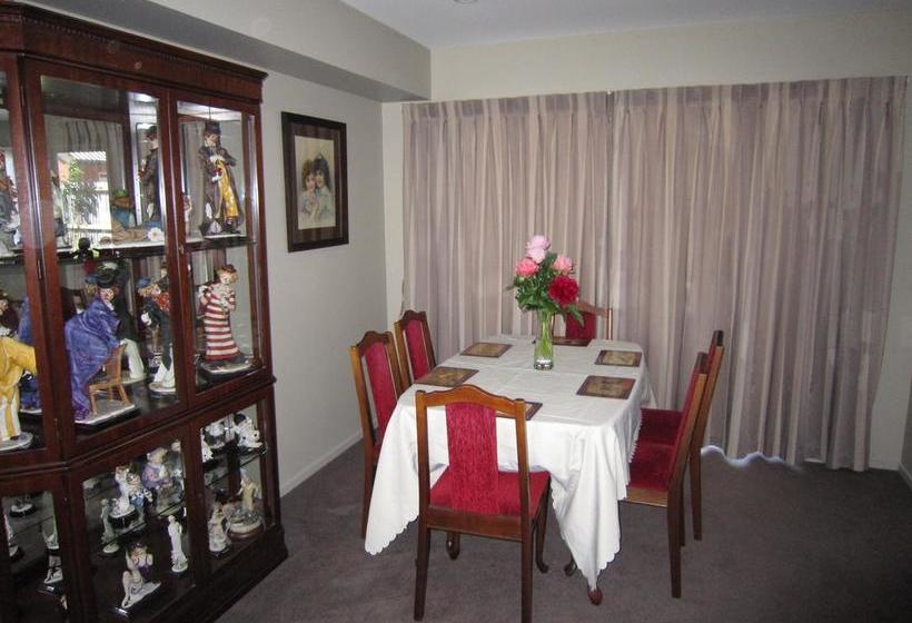 Addington Bed And Breakfast 2