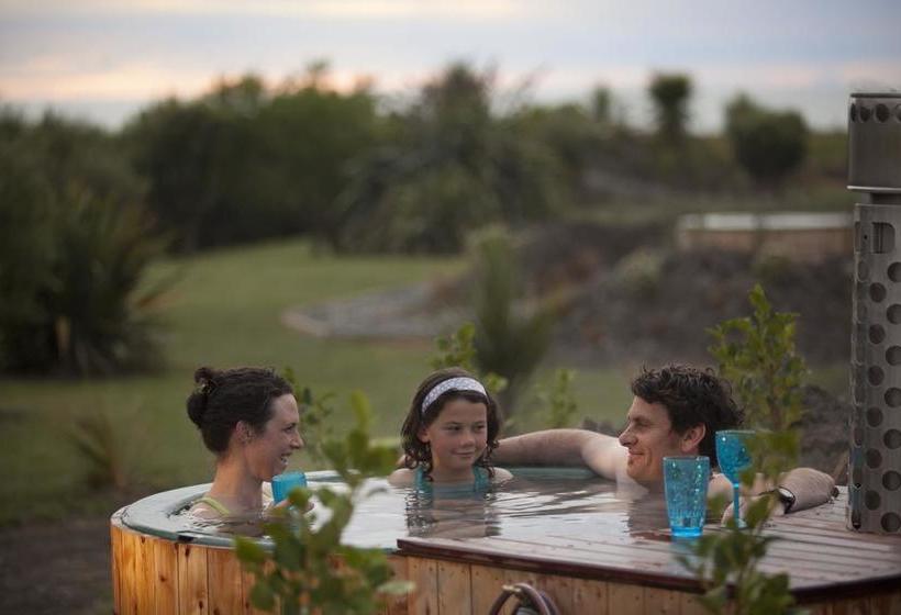 Hostel Old Bones Lodge 7