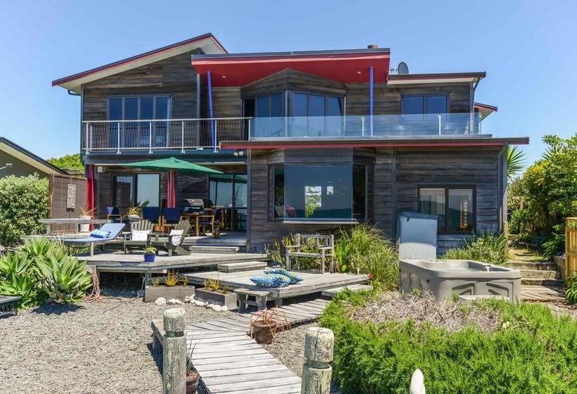 Absolute Beachfront B&b 1