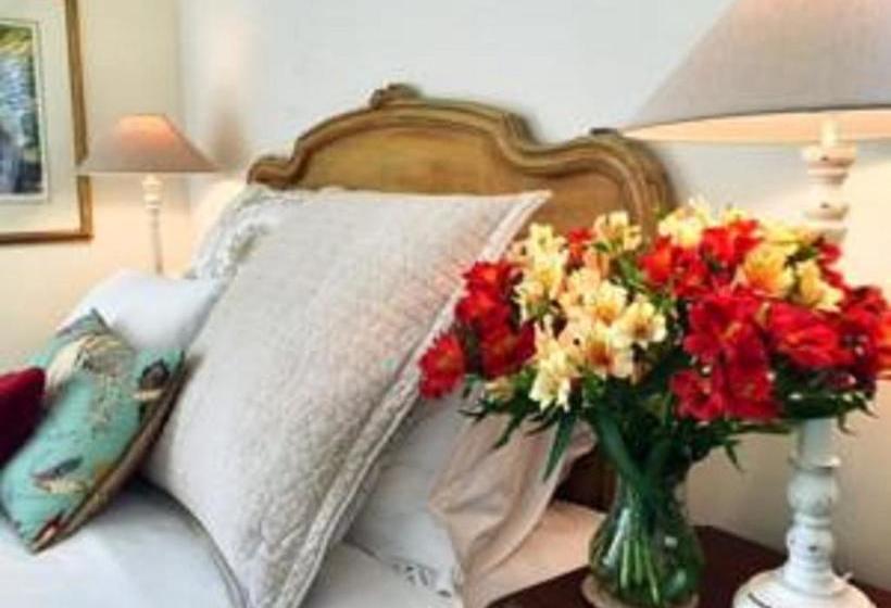 L Abri Bed And Breakfast 19