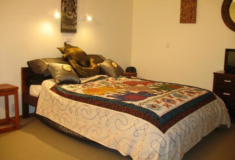 Rosalie On Albert B&b 19