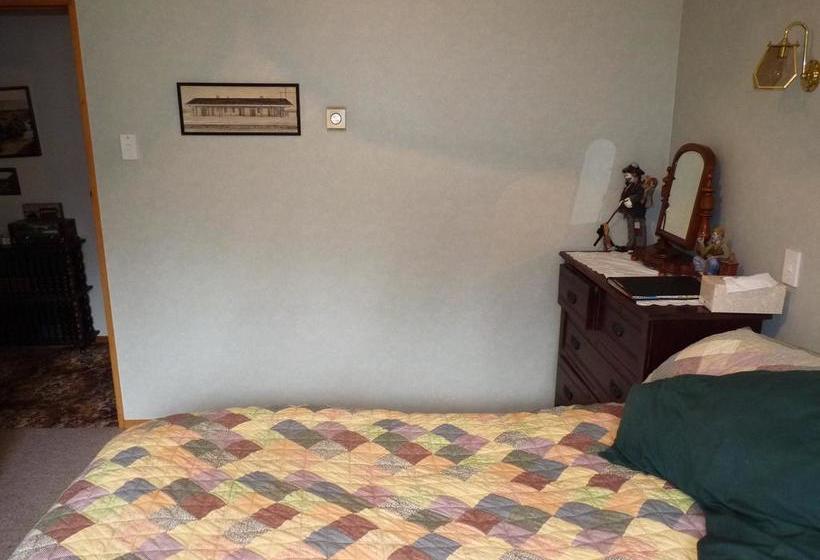 Lesley S Bed And Breakfast 1