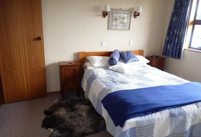 Lesley S Bed And Breakfast 10