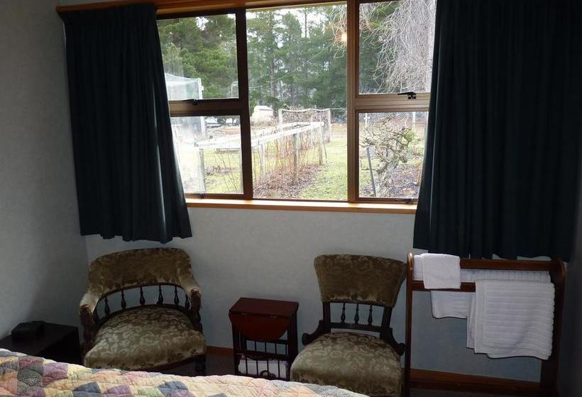 Lesley S Bed And Breakfast 13