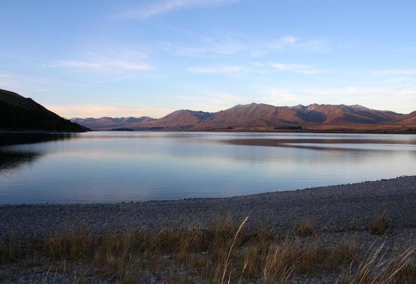 Hostel Lakefront Lodge Backpackers 17