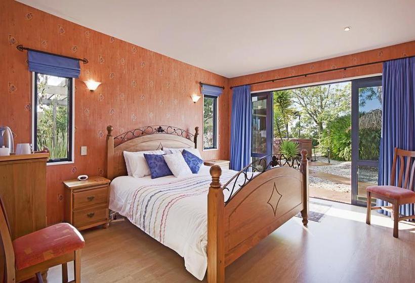 Mapua Hills Bed And Breakfast 2