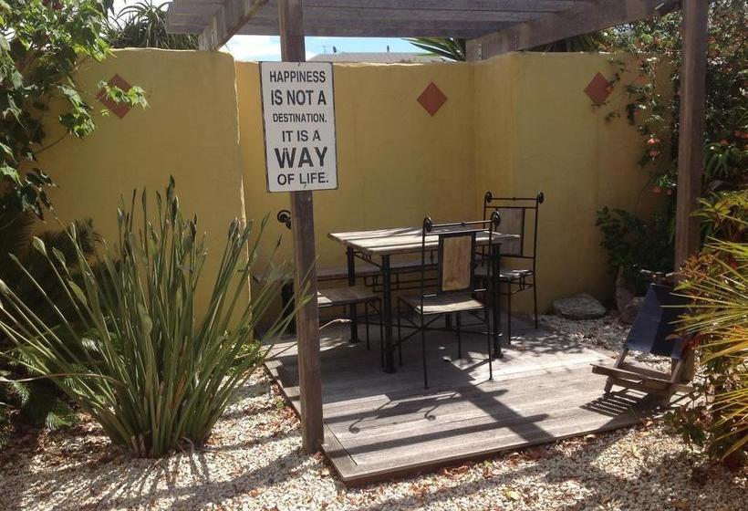 Mapua Hills Bed And Breakfast 20